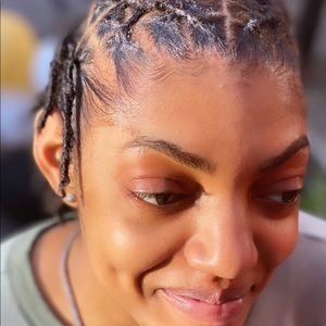 Meet your Posher, Keisha